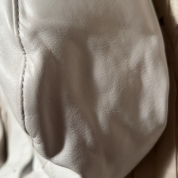 GAP Leather Purse - Picture 3 of 13